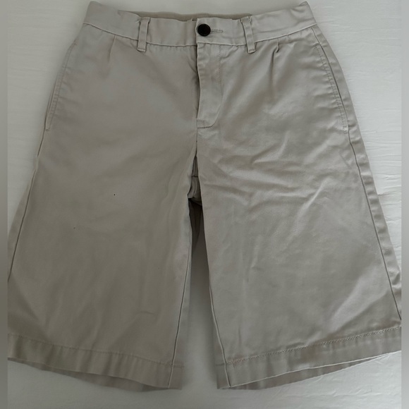 GAP Khaki Shorts, Boys Size 12 Regular - Picture 1 of 3
